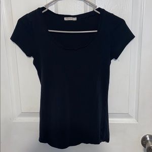 🤍4/$15 Black tee shirt